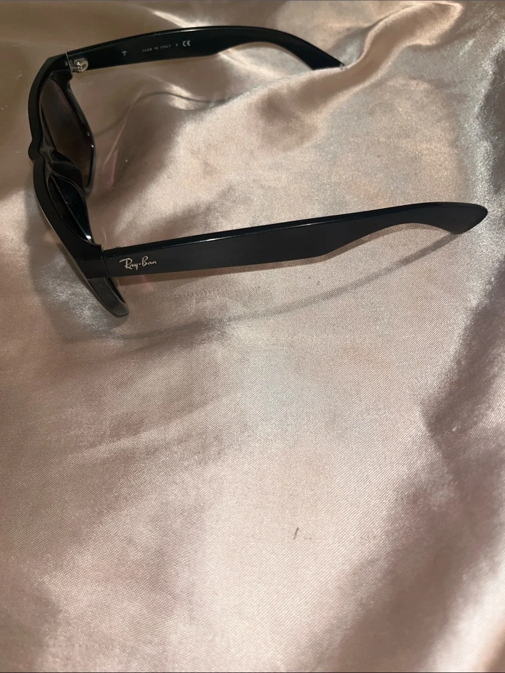 Ray-Ban Black Rectangle Sunglasses with Smoke Lenses
